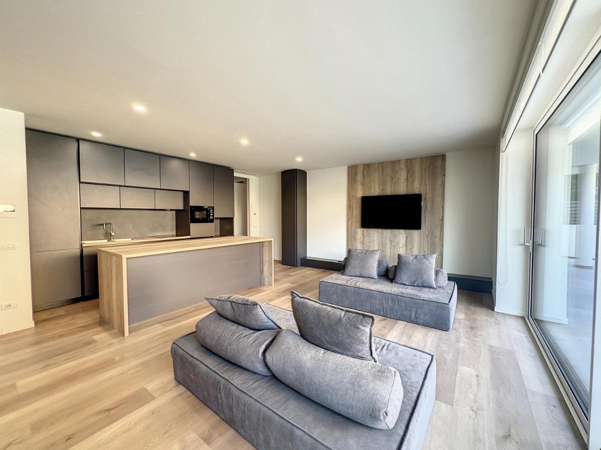 Ad Suite Apartment Riva del Garda Eksteriør bilde