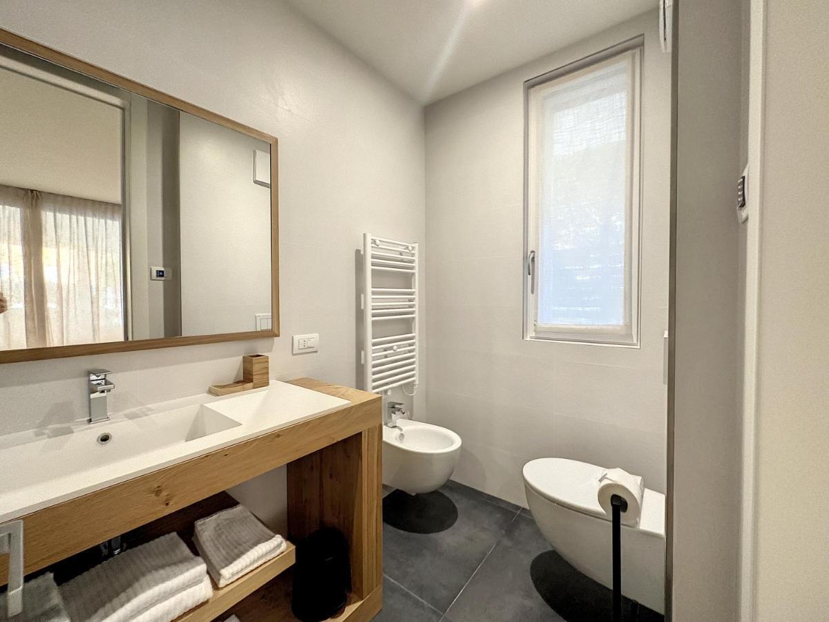 Ad Suite Apartment Riva del Garda Eksteriør bilde