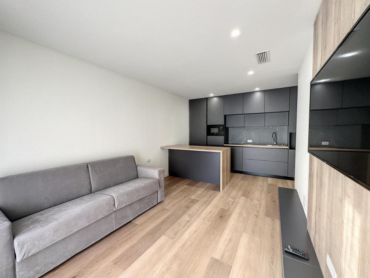 Ad Suite Apartment Riva del Garda Eksteriør bilde