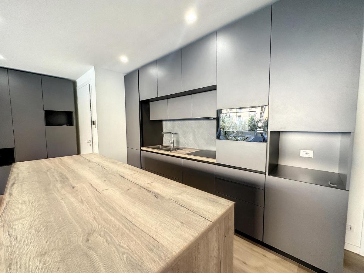 Ad Suite Apartment Riva del Garda Eksteriør bilde