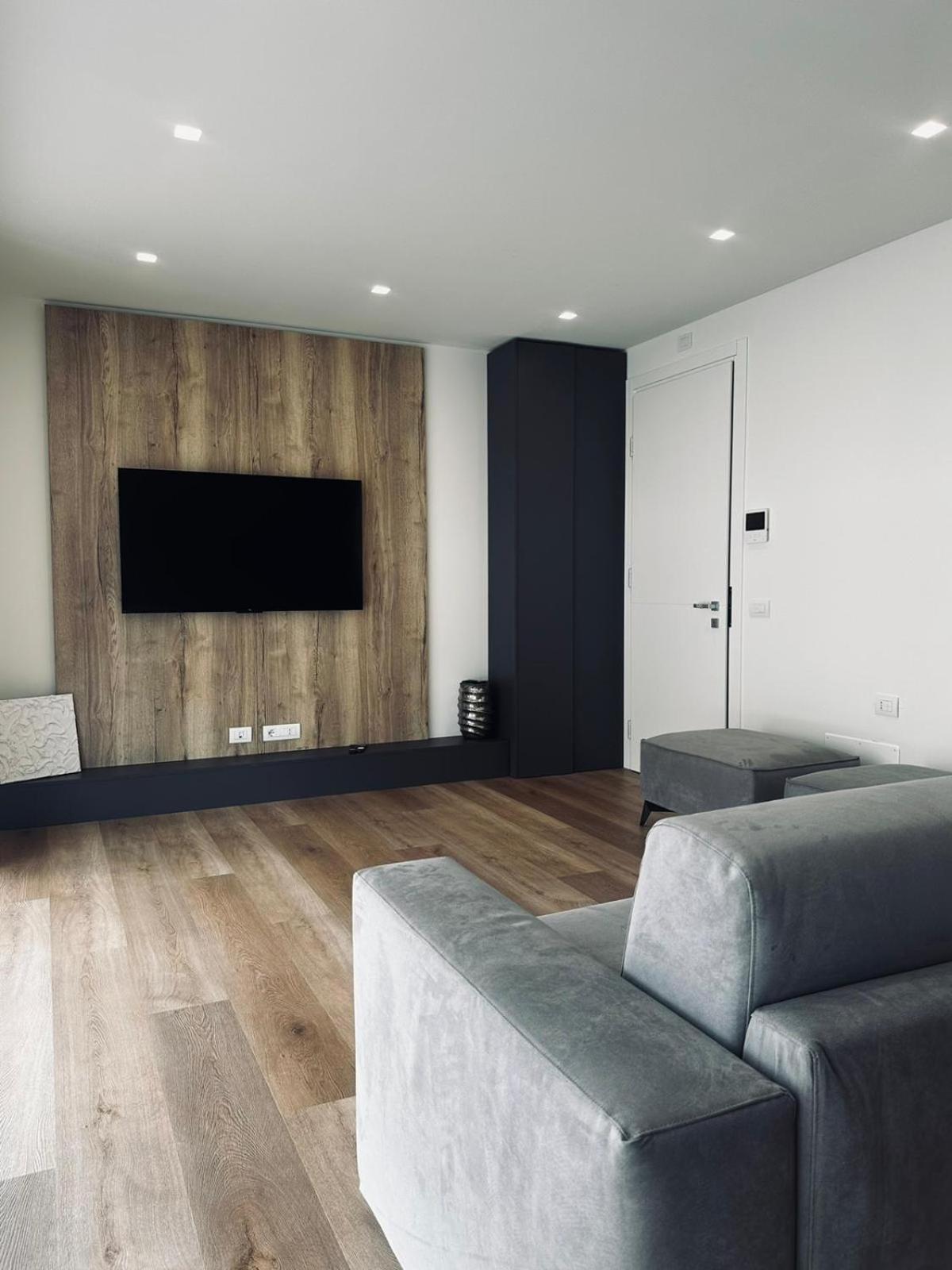 Ad Suite Apartment Riva del Garda Eksteriør bilde