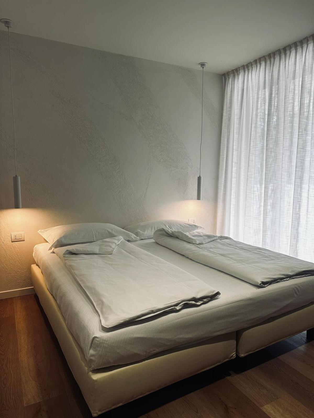 Ad Suite Apartment Riva del Garda Eksteriør bilde
