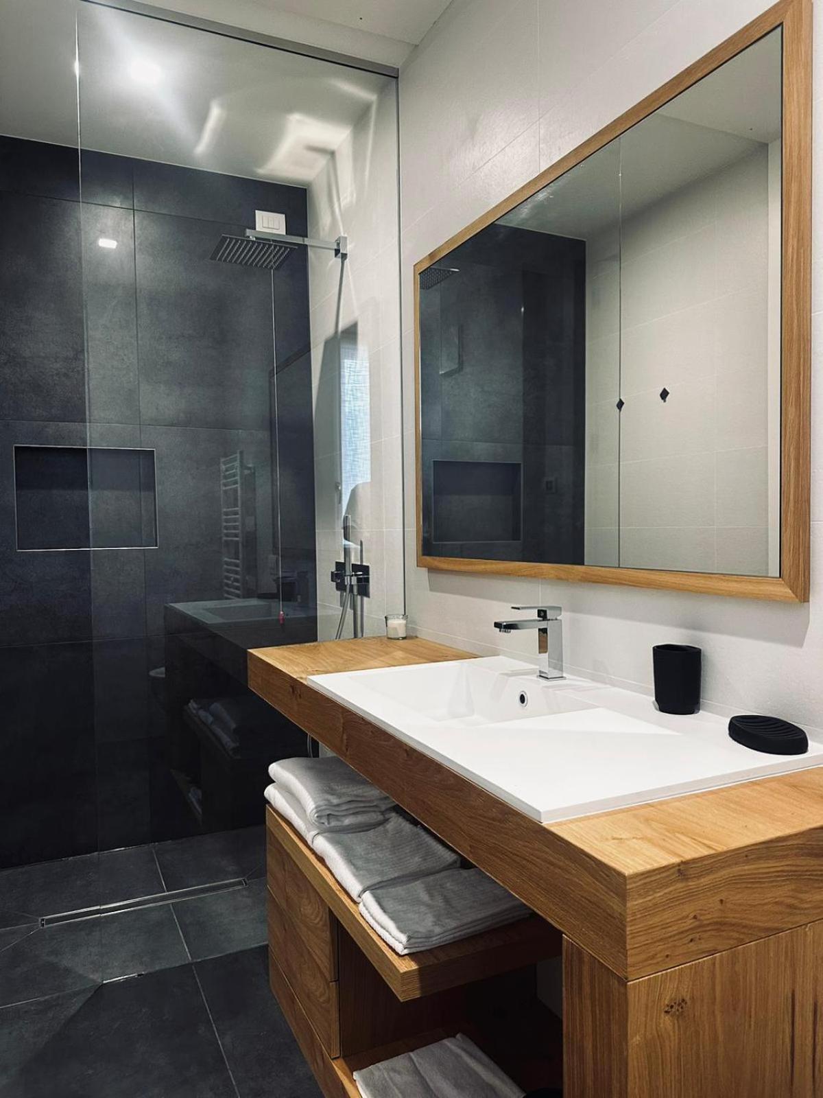 Ad Suite Apartment Riva del Garda Eksteriør bilde