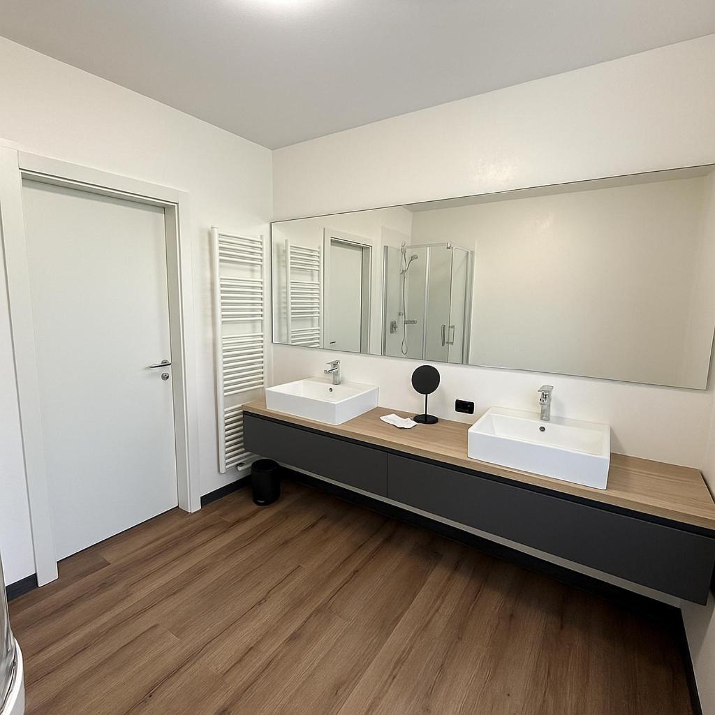Ad Suite Apartment Riva del Garda Eksteriør bilde