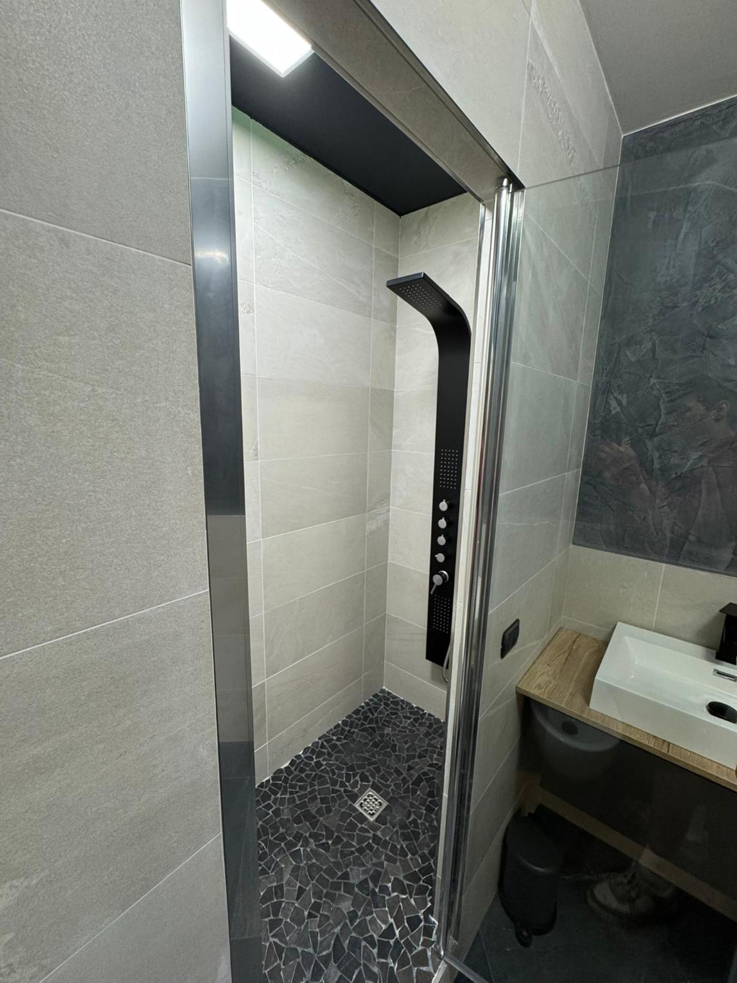 Ad Suite Apartment Riva del Garda Eksteriør bilde